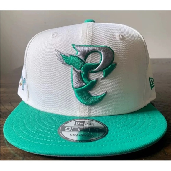 Philadelphia Eagles NFL White and Green Cap - Picture 6 of 7